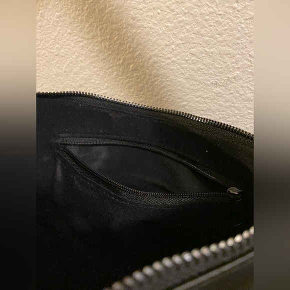 No Boundaries Hobo Bag Black - Picture 5 of 5